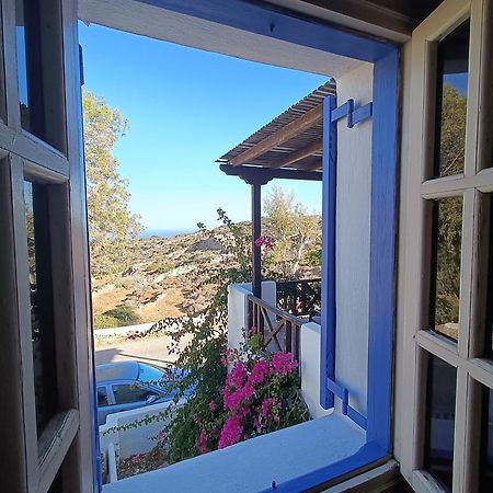 Chora Place Sikinos Exterior photo